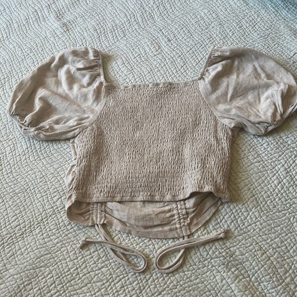 Wild Fable Crop Top Blouse Beige Cinched Short Puff Sleeve Size M NWT - Picture 5 of 9
